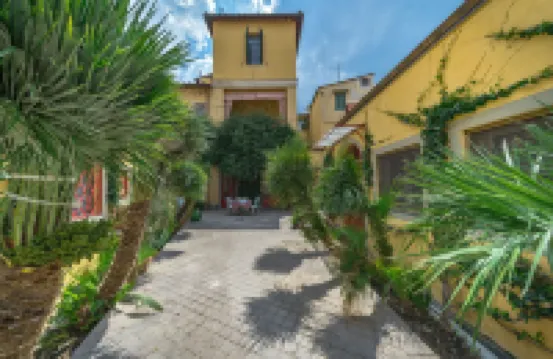 드롬 플로렌스 룸스 & 아파트먼트