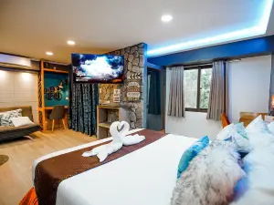 Clockworkorange Luxury Suites