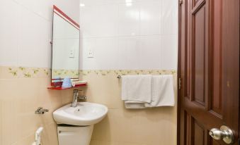 OYO 864 Hoang Anh Anh