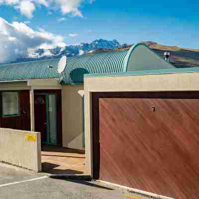 Lakefront Living at Remarkables Retreat Unit 3 Hotel Exterior