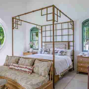 Breathtaking Villa in 02 Acres of Tropical Walled-in Gardens Rooms