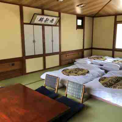 岩村山荘 Rooms