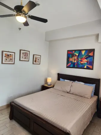 Manhattan Plaza Tower 1 by JS Отели рядом с достопримечательностью «The Immaculate Conception Cathedral of Cubao»