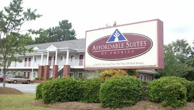 Affordable Suites Florence Hotels near Florence Veterans Park