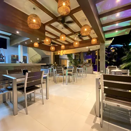 Hotel Naoz