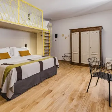 Hotel Priori Secret Garden