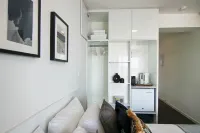 Phaedrus Living: Luxury Suite Nicosia 509 Các khách sạn gần GSP Stadium