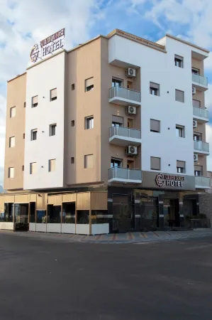Hotel Golden Sunset Dakhla Отели в г. Дахла