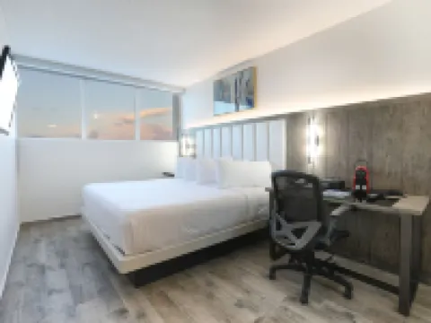 San Juan Airport Hotel โรงแรมในแคโรไลนา