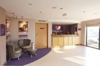 Premier Inn Newton Abbot فنادق في نيوتون أبوت
