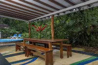 Casa Cedro - Portasol Vacation Rentals Hotels in Savegre