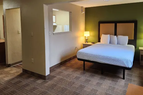 Suburban Studios Columbus East Hotels in Brice