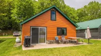 Cabin with private dock and large yard space! - 2-Star