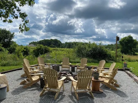 Great location to enjoy winery hopping, and close to the Spire Institute!