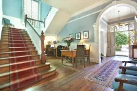 Medindi Manor Hotel di Rondebosch