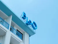 Bloo Hotel Hotels near Sunset Road