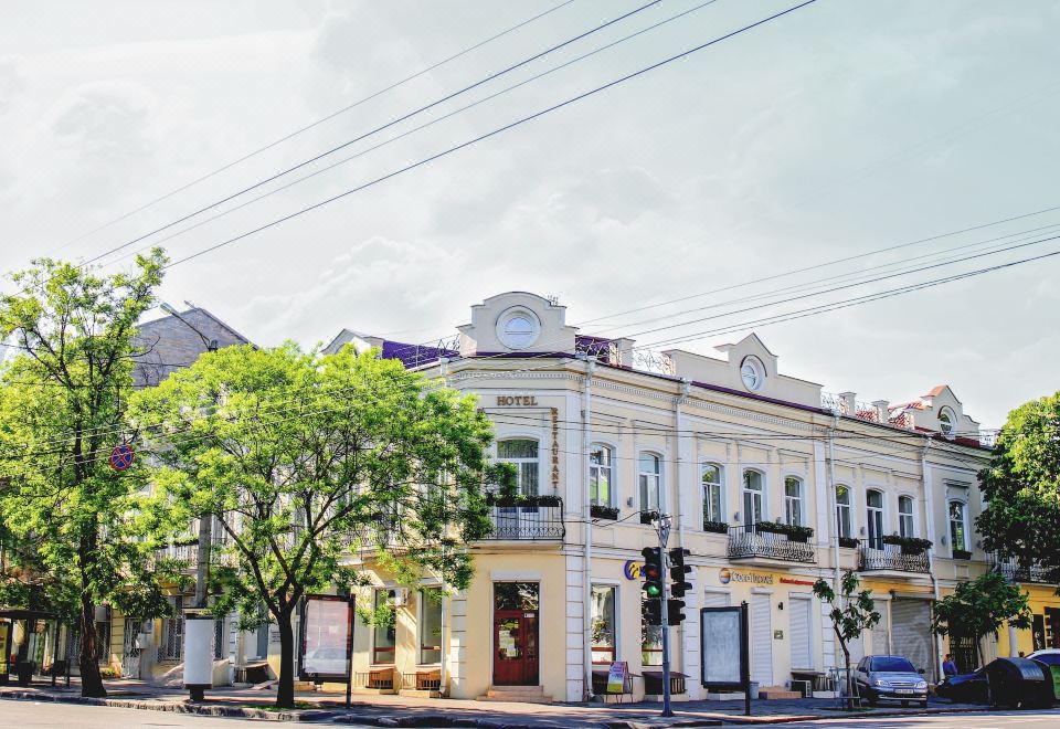 hotel overview picture