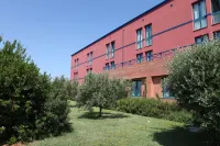 Euro Hotel فنادق في Fauglia
