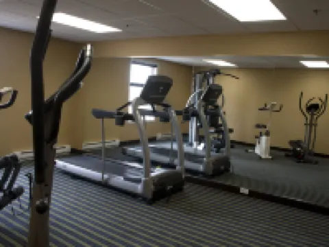 Comfort Inn & Suites Hotels in Moose Jaw