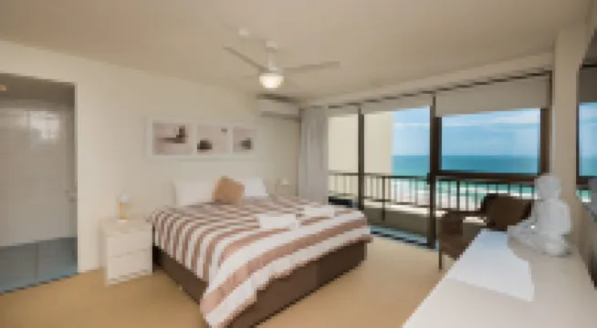 Norfolk Luxury Beachfront Apartments Main Beach
