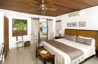 Bell'Mare by Island Properties Online