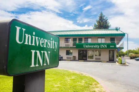 University Inn Fresno