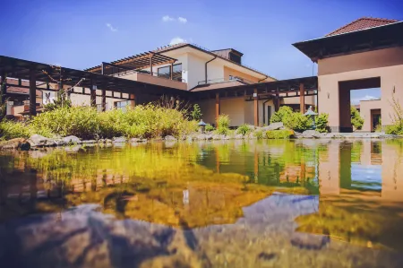 Caramell Premium Resort Superior Отели в г. Бюк