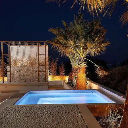 Petri Suites Santorini