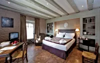 Le Vieux Logis Hotels in Le Buisson-de-Cadouin