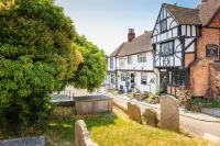 The Swan Inn Hotels in Singleton