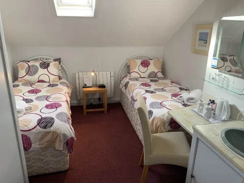 Austins Guest House Hotels in Riverside