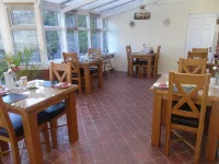 Trumbles Gatwick B&B - Aamiainen
