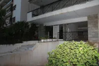 Unique Flat with Sea View at Edem Beach - A Seafront Property by Athenian Homes - Parking