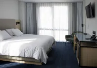 Casa Grande Express Hotels near Valle de la Luna