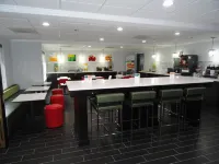 Quality Suites Pineville - Charlotte - breakfast
