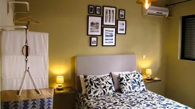 Rhodes Backpackers Boutique Hostel and Apartments โรงแรมใน