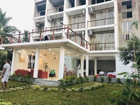 Bayfront Отели рядом с достопримечательностью «Resthouse Handiya Bo Tree»