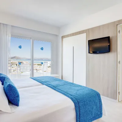 Grupotel Farrutx Hotels near Es Comu Beach
