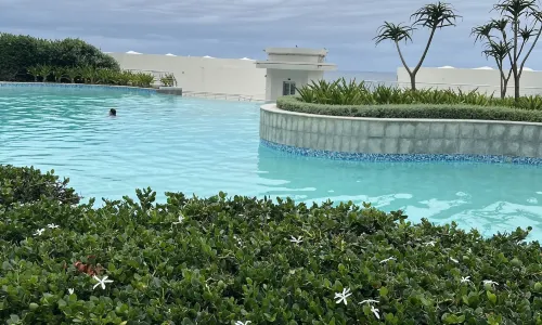 The Pearls Umhlanga, or Oceans Apts