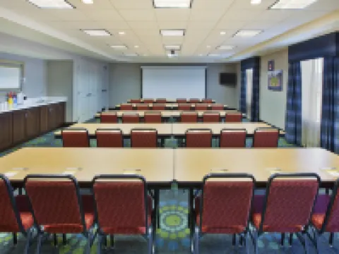 Hampton Inn & Suites Elyria Hotels in Elyria