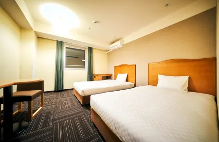 Kanku Izumiotsu Washington Hotel