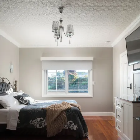 Noah's Stanley Luxury Bed and Breakfast