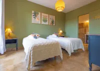 Domaine de Prefaissal Hotels in Digne-les-Bains
