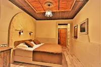 Ciner Hotel Отели рядом с достопримечательностью «Роуз-Валли»