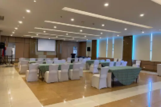 Days Hotel by Wyndham Iloilo