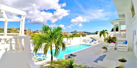 Champartments Villa & Apartments Cristal