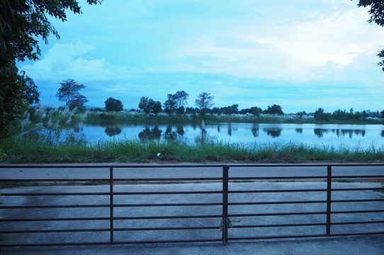 รูปภาพของริมเมือง รีสอร์ท