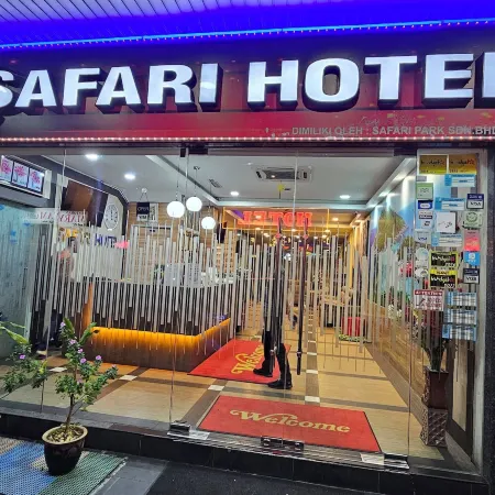 Safari Hotel