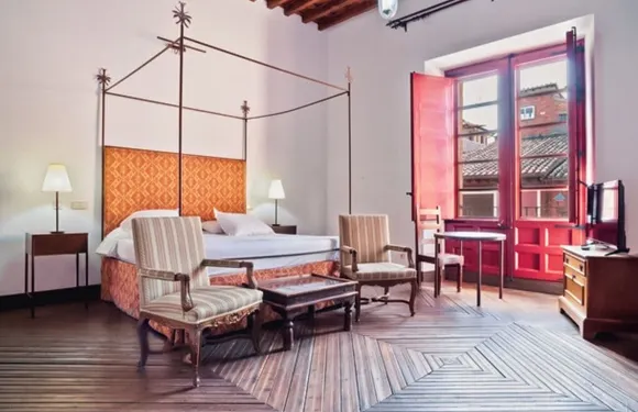 裏賈多拉達宮酒店