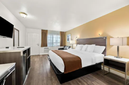 Americas Best Value Inn and Suites Flagstaff